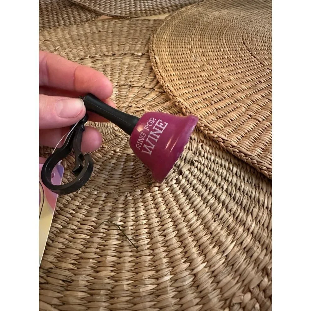 Ring for wine, mini bell